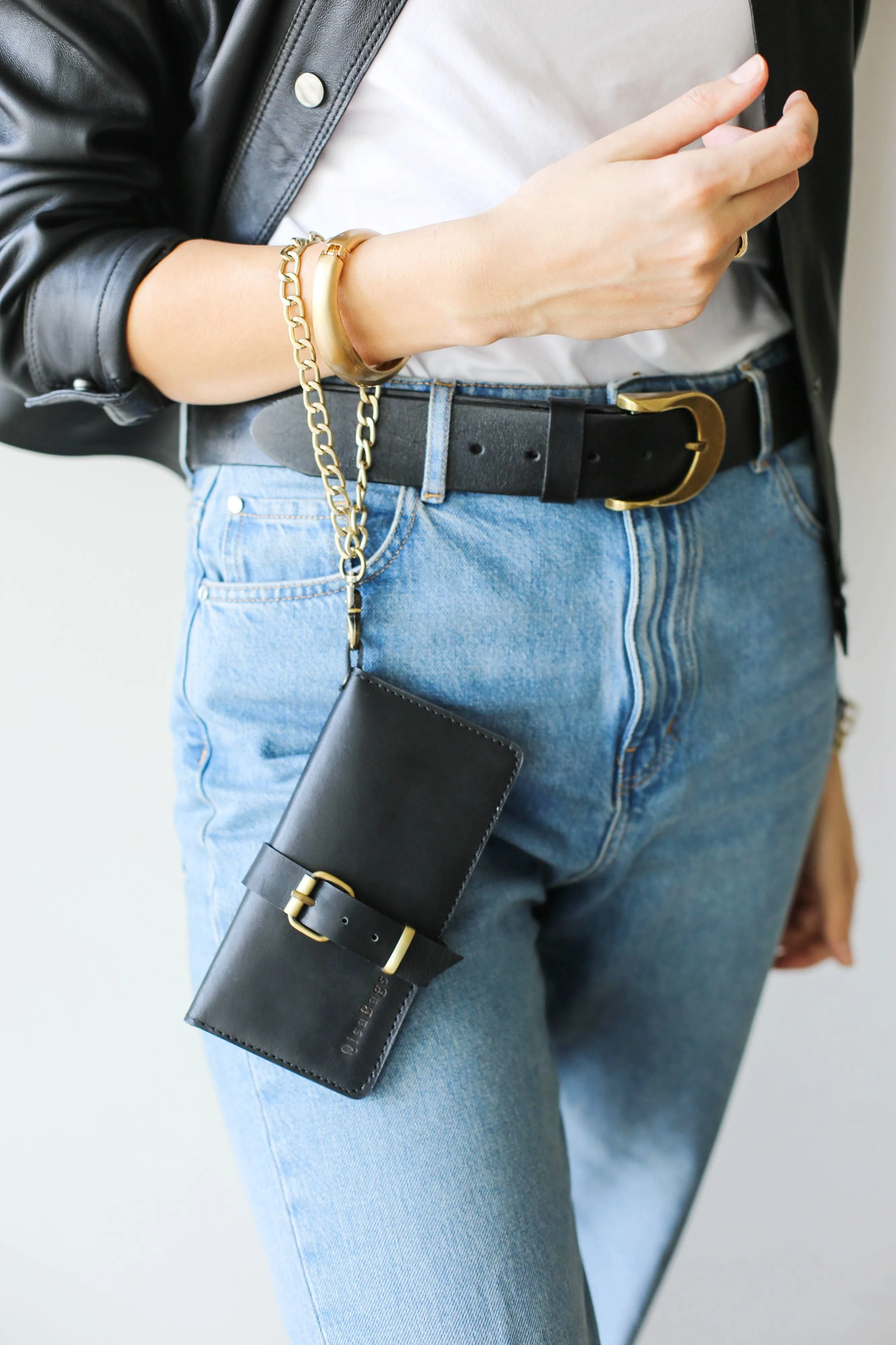 Women's Bifold Black Leather Wallet - N01