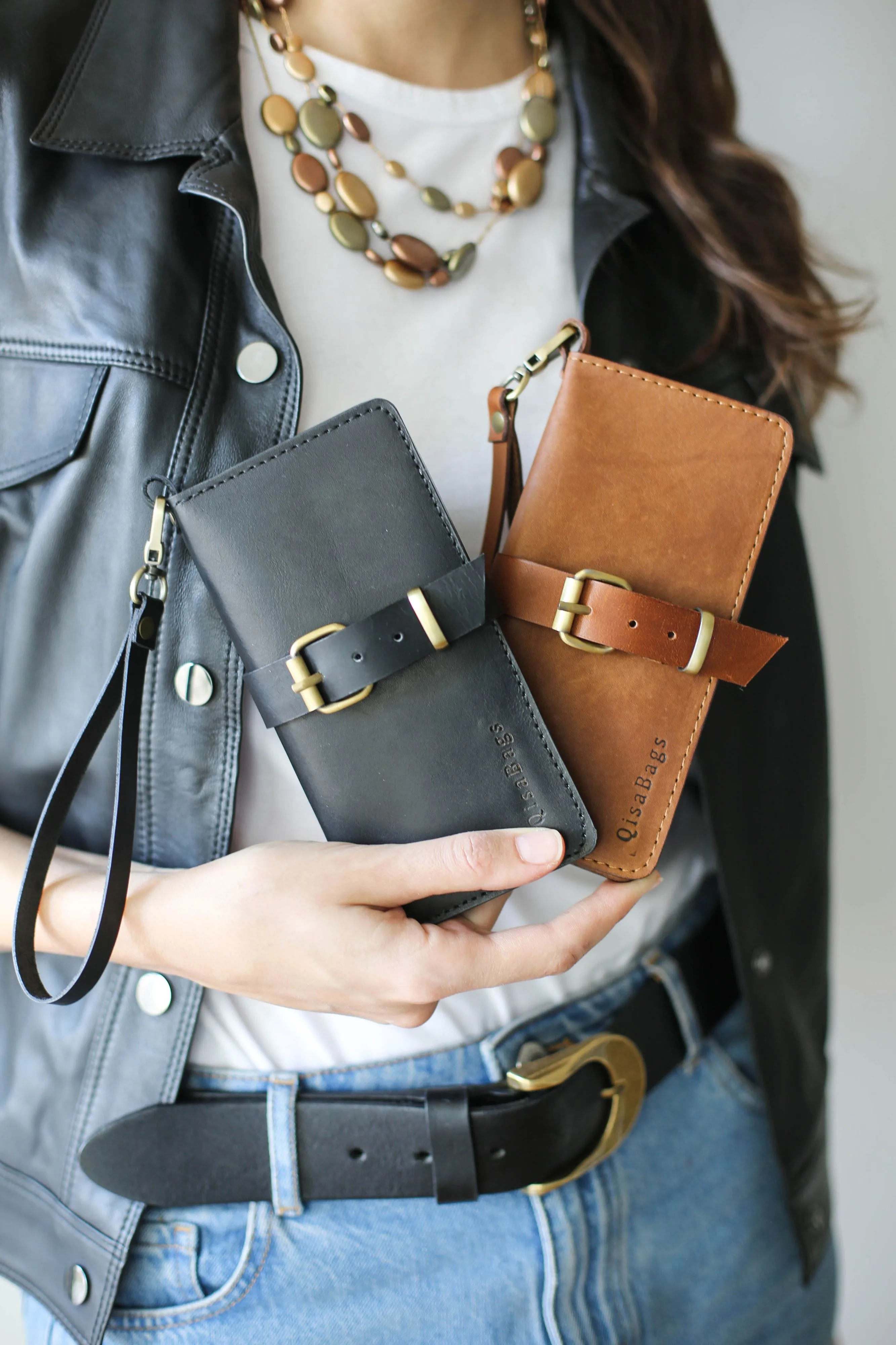 Women's Bifold Black Leather Wallet - N01